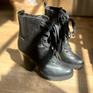 Steve Madden Black Women's Lace Up Combat Latch Ankle Boots
